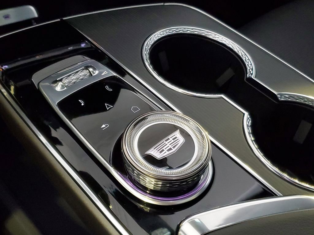 New 2026 Cadillac Lyriq V w/ LPO, Bronce Accent Package AWD/4WD image 46