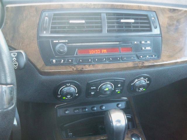 Used 2008 BMW Z4 3.0i image 12