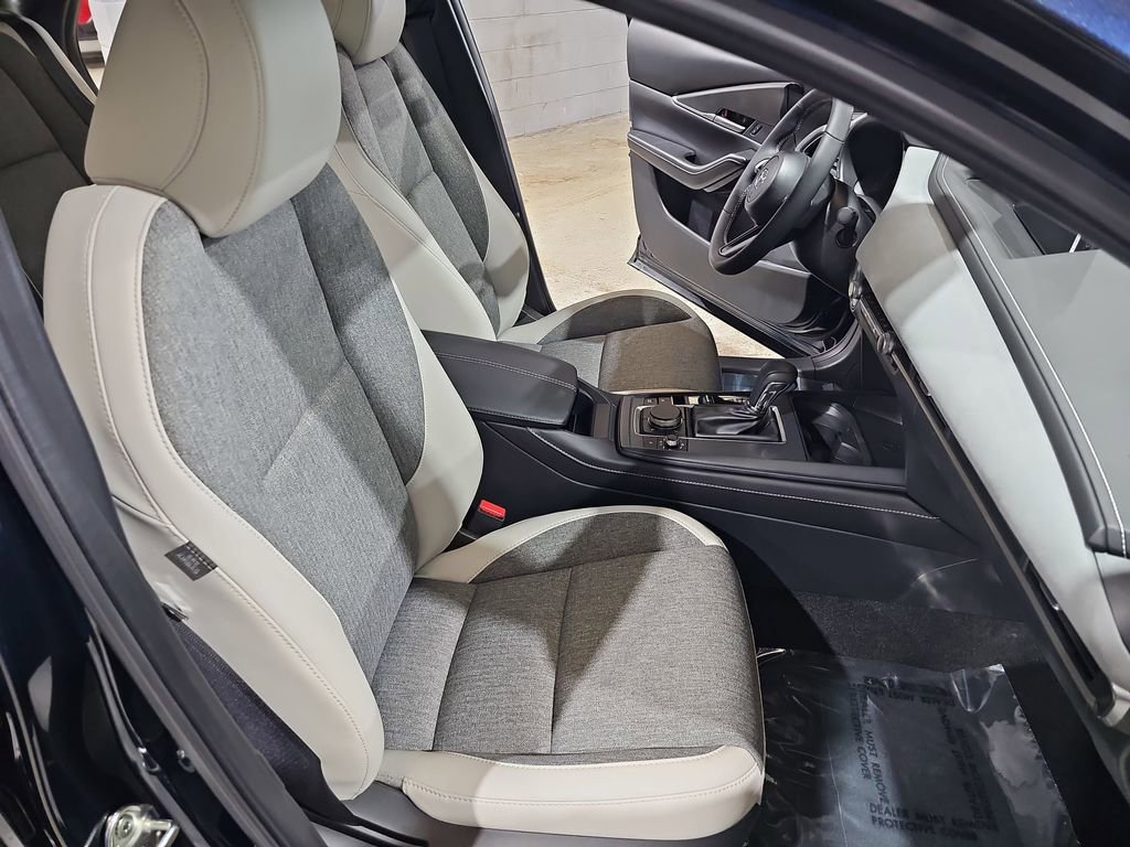 New 2026 MAZDA CX-30 Aire Edition image 10