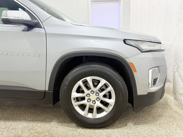 Used 2023 Chevrolet Traverse LS w/ Safety Package AWD/4WD image 30