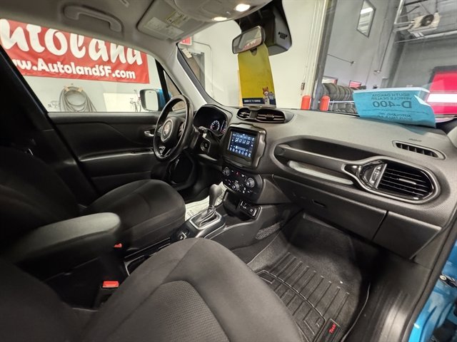 Used 2019 Jeep Renegade Altitude w/ Quick Order Package 2XM FWD image 11
