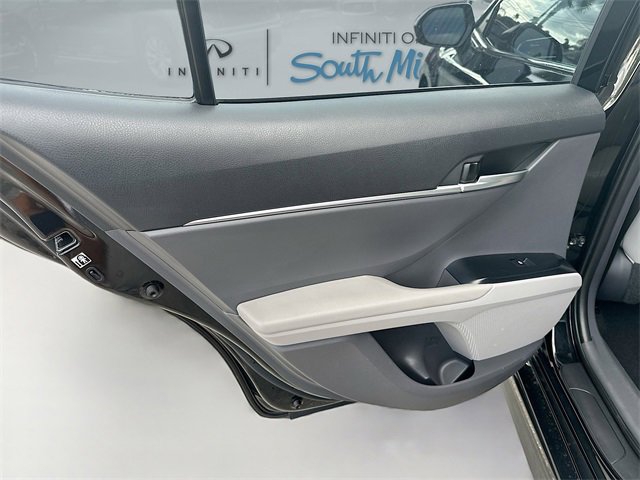 Used 2018 Toyota Camry SE image 24