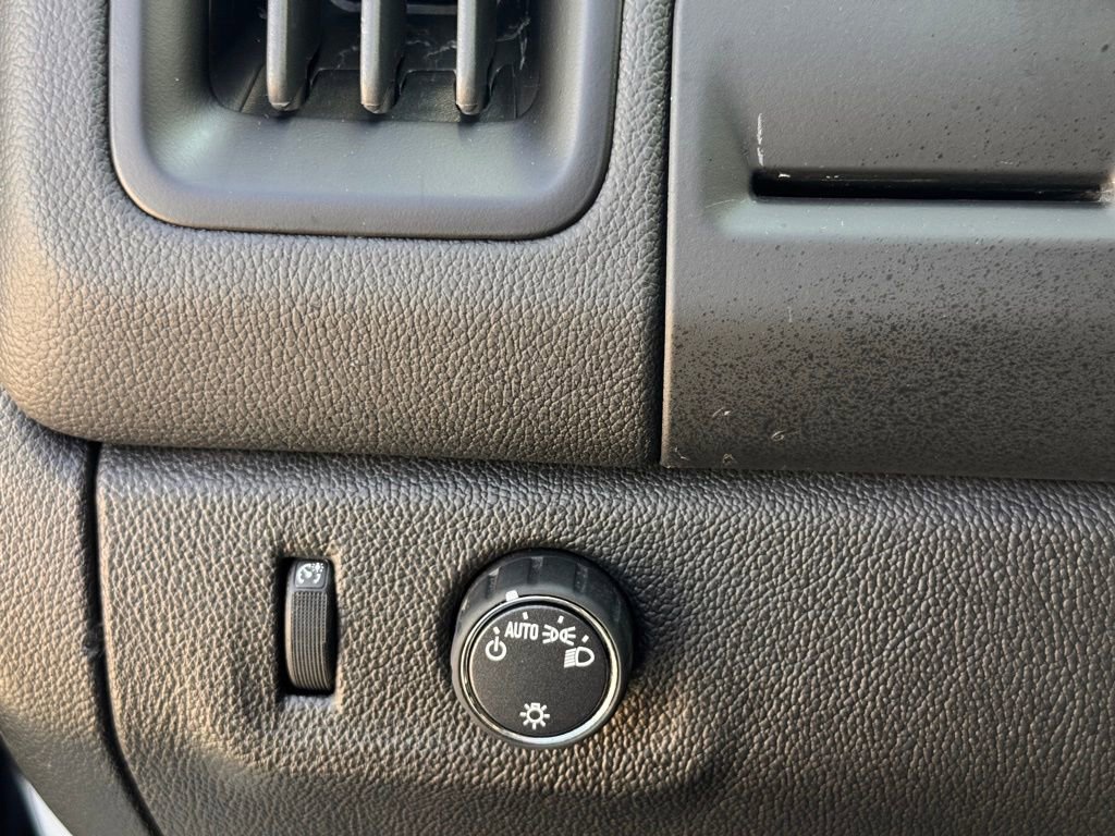 Used 2022 Chevrolet Colorado LT w/ Fleet Safety Package image 22