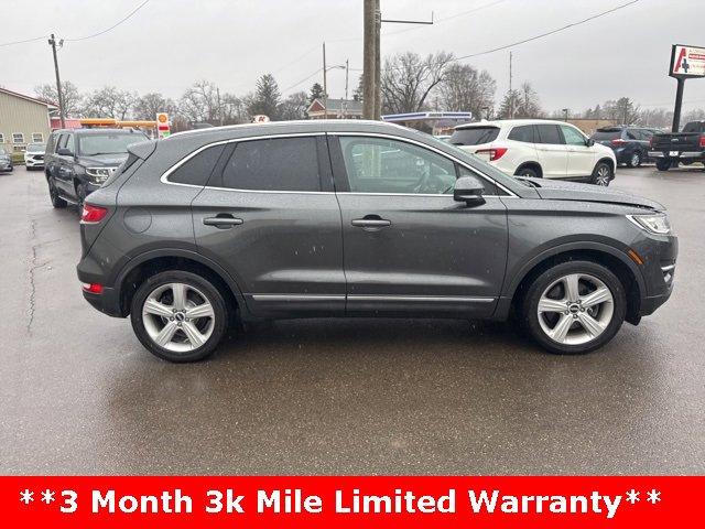 Used 2017 Lincoln MKC Premiere image 2