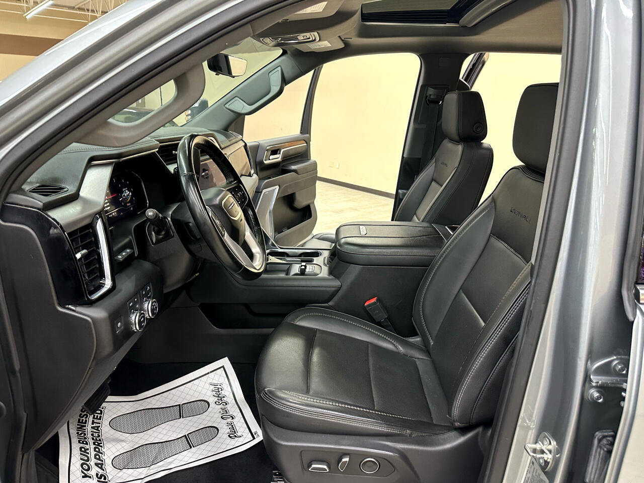 Used 2024 GMC Sierra 2500 Denali w/ Denali Reserve Package image 22