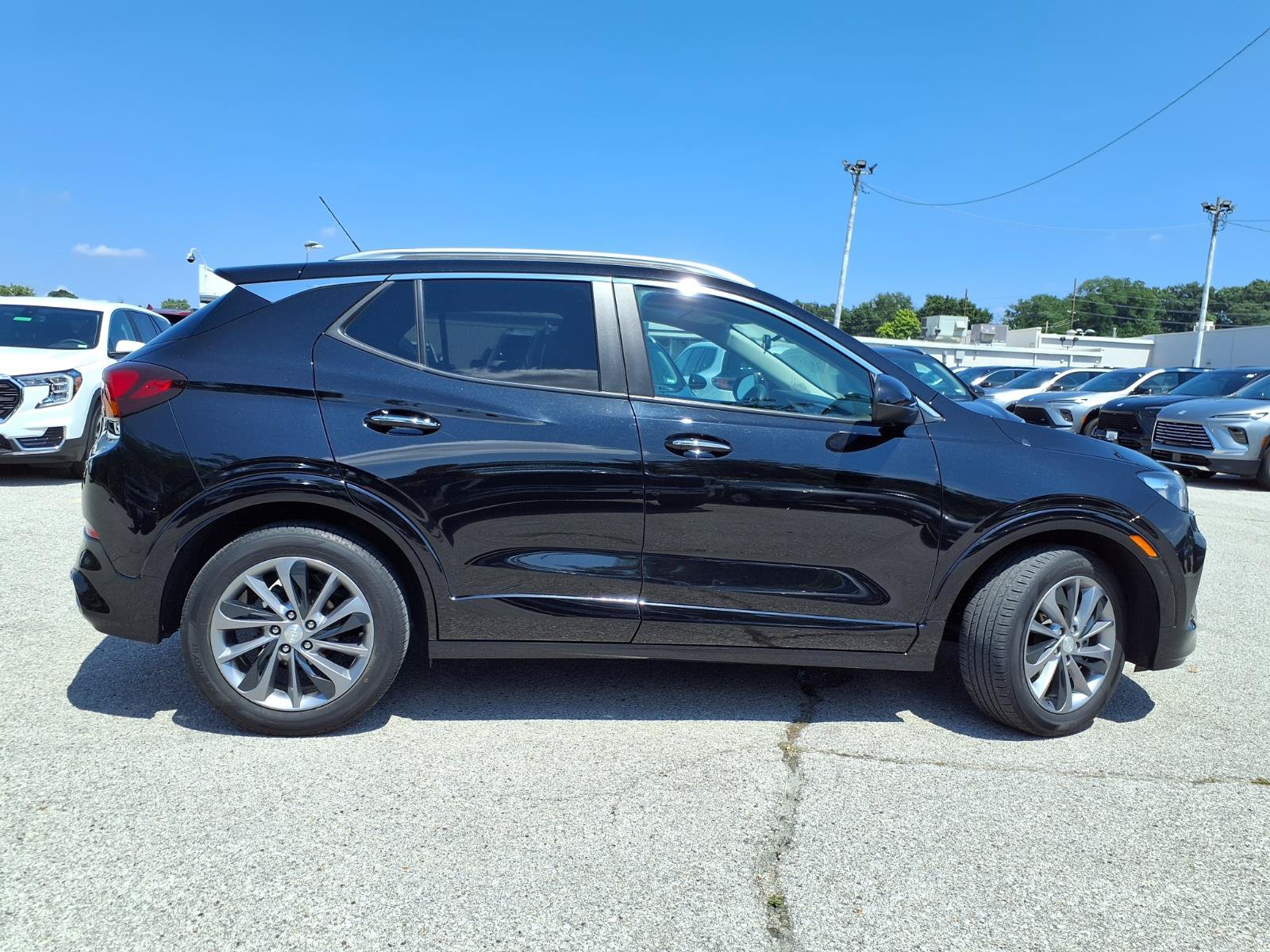 Used 2023 Buick Encore GX Select w/ Experience Buick Package FWD image 33