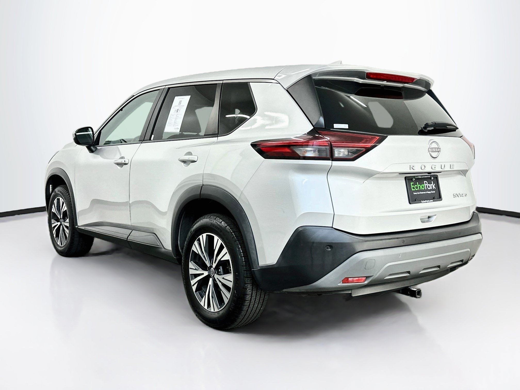 Used 2022 Nissan Rogue SV AWD/4WD image 5