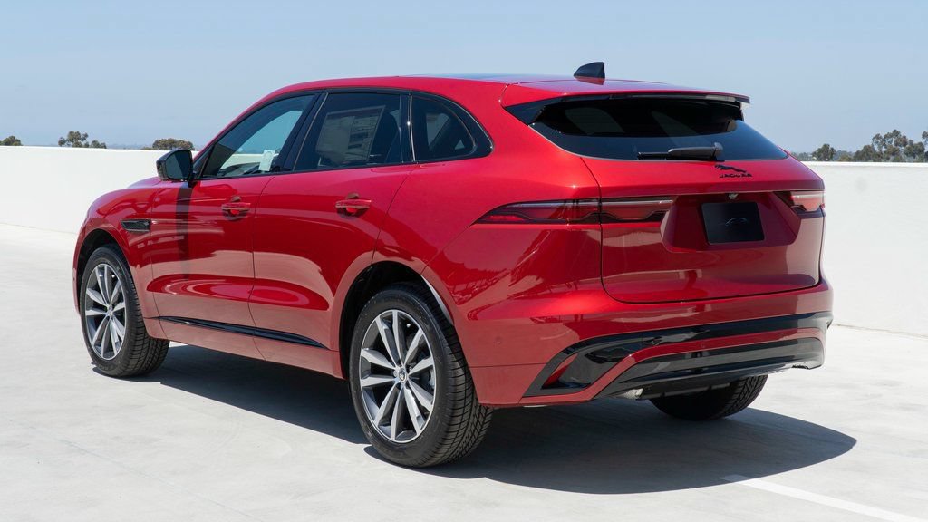 Used 2025 Jaguar F-PACE R-Dynamic S AWD/4WD image 3