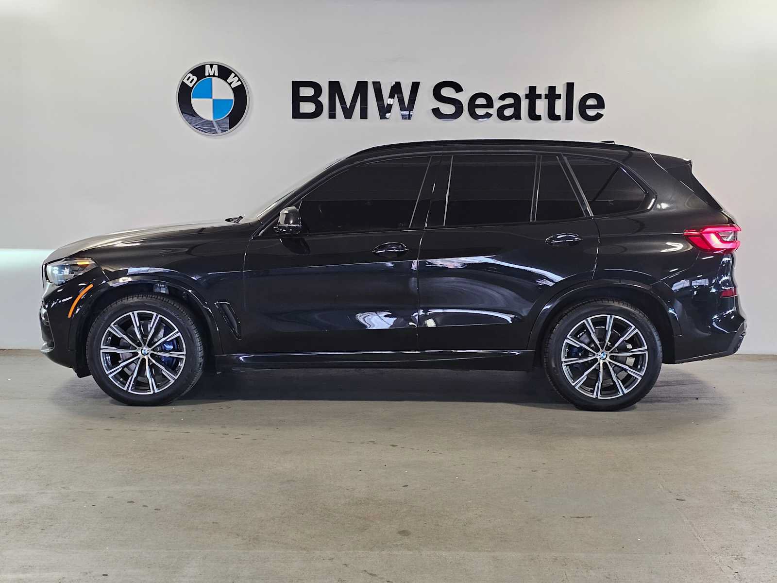 Used 2022 BMW X5 xDrive40i AWD/4WD image 2