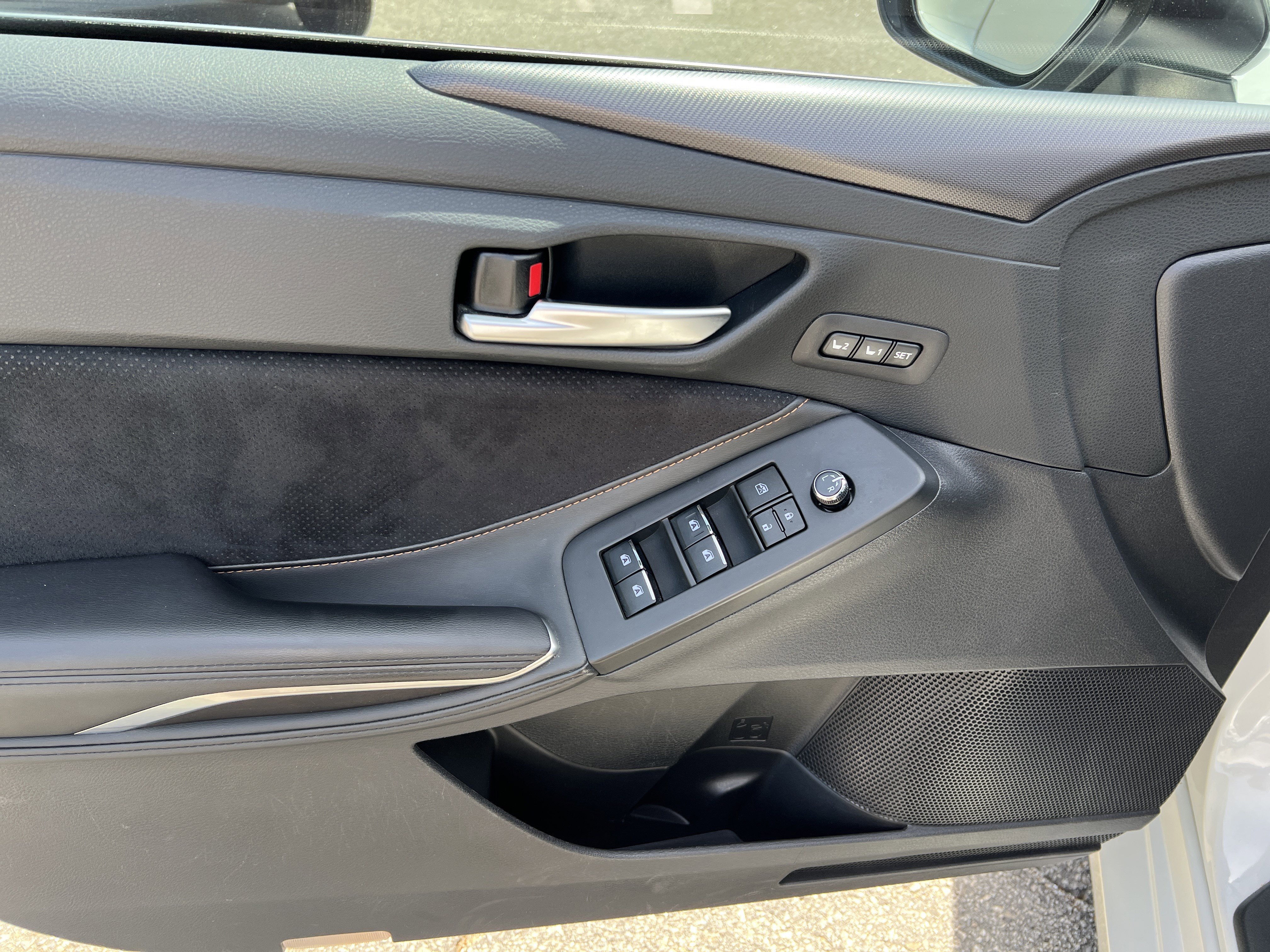 Used 2019 Toyota Avalon Touring FWD image 23