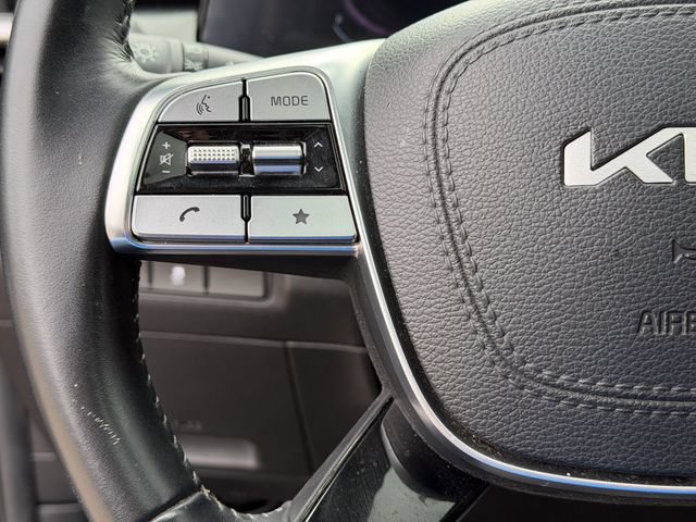 Used 2023 Kia Telluride S w/ S Sunroof Package FWD image 9