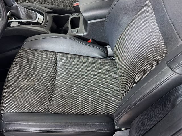 Certified 2022 Nissan Rogue Sport SV w/ Technology Package AWD/4WD image 25
