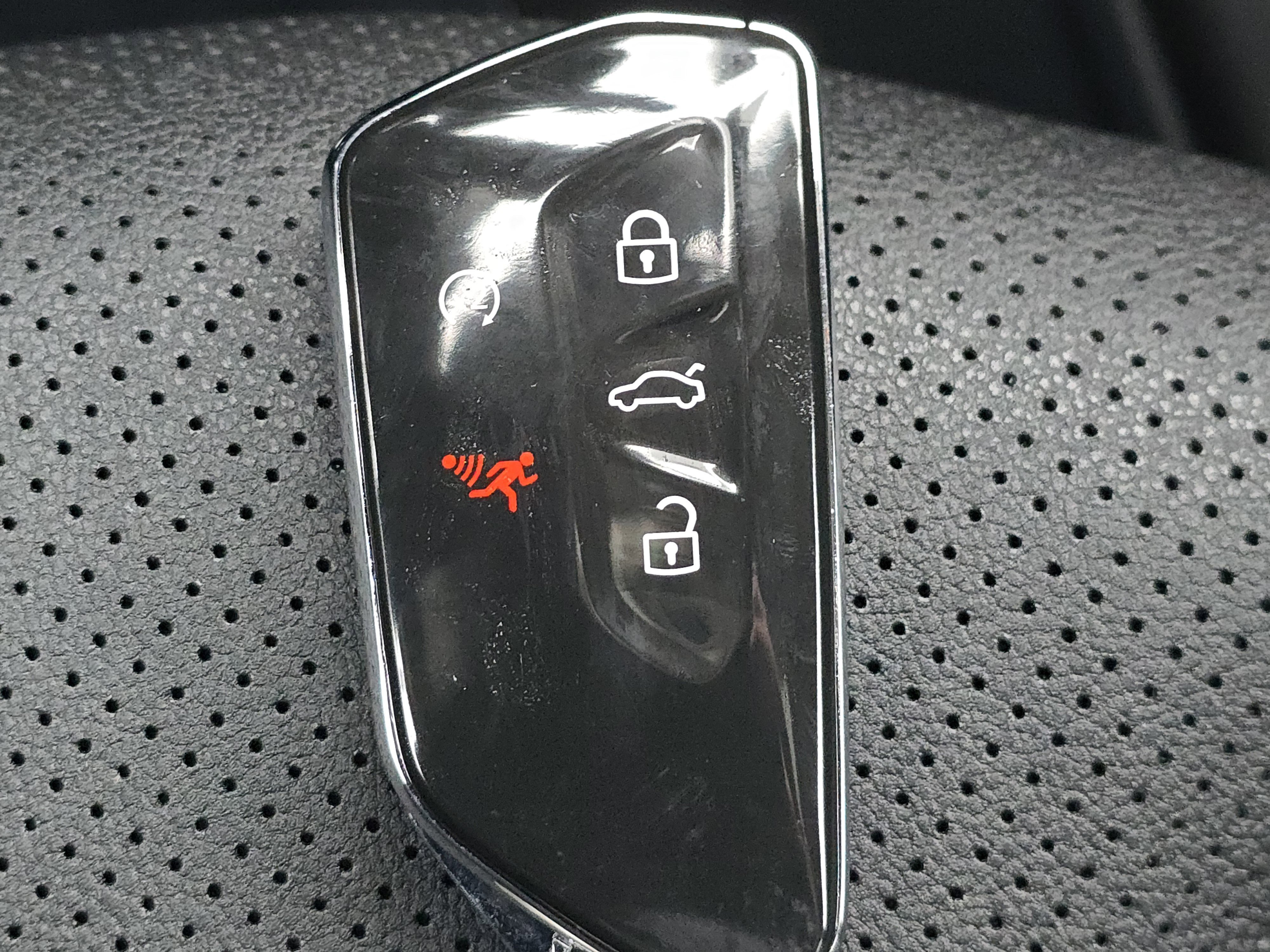 New 2026 Volkswagen Atlas SE image 27