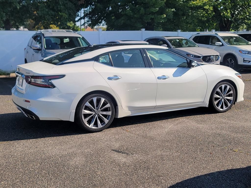 Used 2023 Nissan Maxima Platinum w/ Sport Mat Group FWD image 9