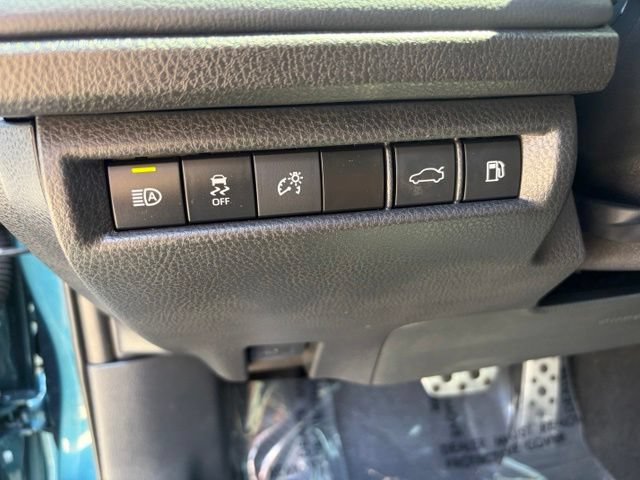 Used 2025 Toyota Camry XSE FWD image 18