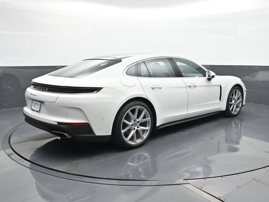 Certified 2026 Porsche Panamera w/ Premium Package RWD image 22