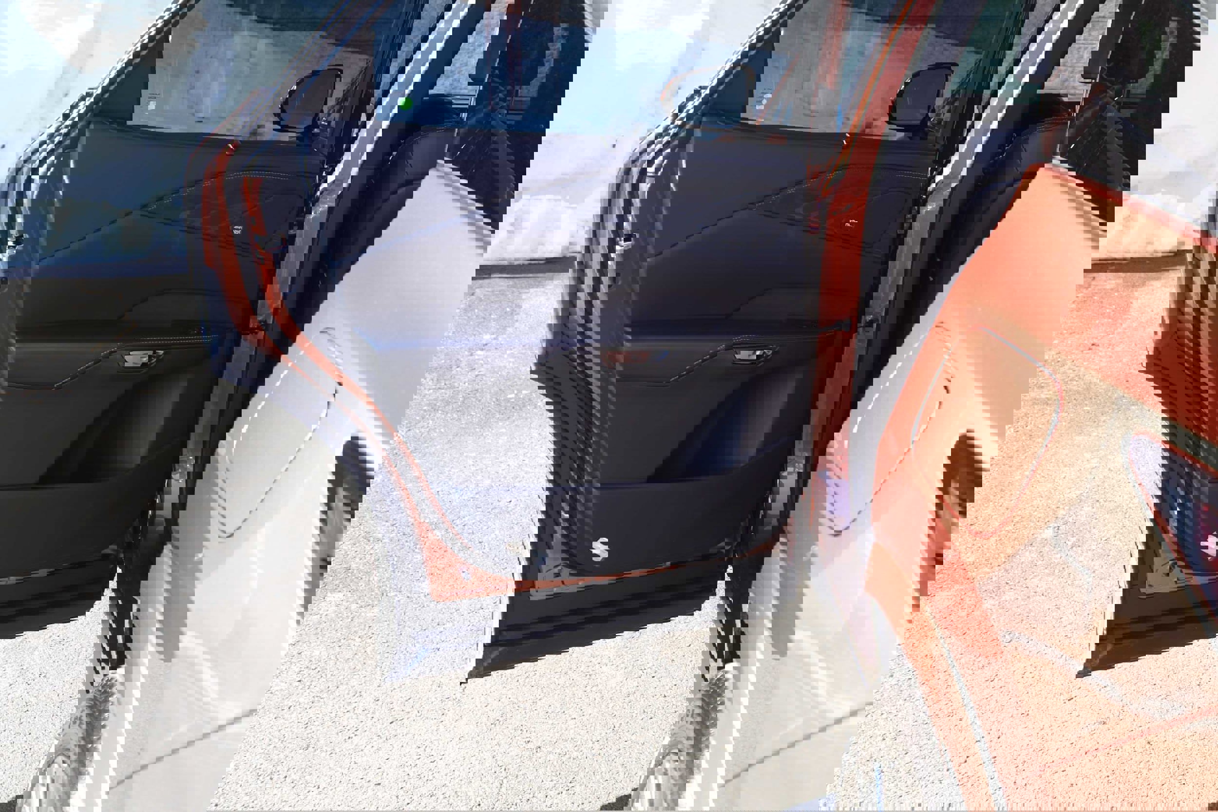 Used 2025 Lexus RX 350 AWD w/ Convenience Package image 19