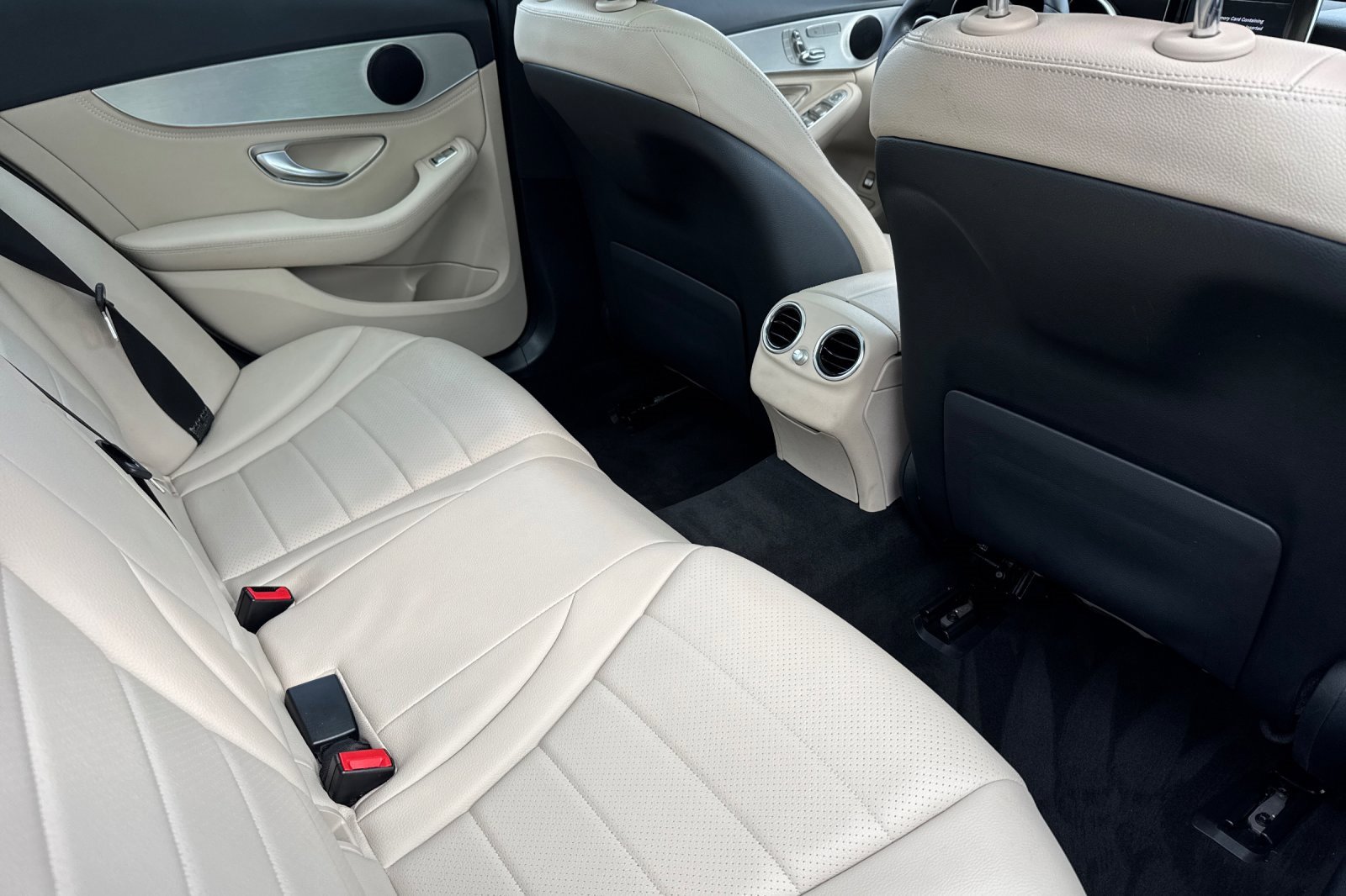 Used 2016 Mercedes-Benz C 300 4MATIC Sedan image 17