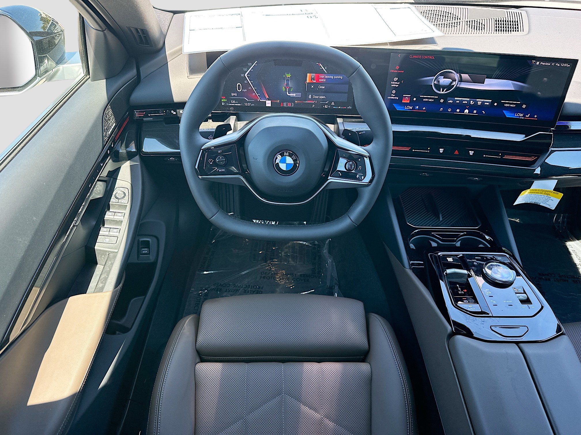 New 2025 BMW 530i w/ Premium Package RWD image 17
