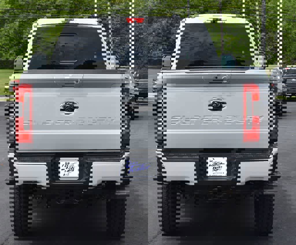 New 2025 Ford F350 Lariat w/ Lariat Ultimate Package image 5