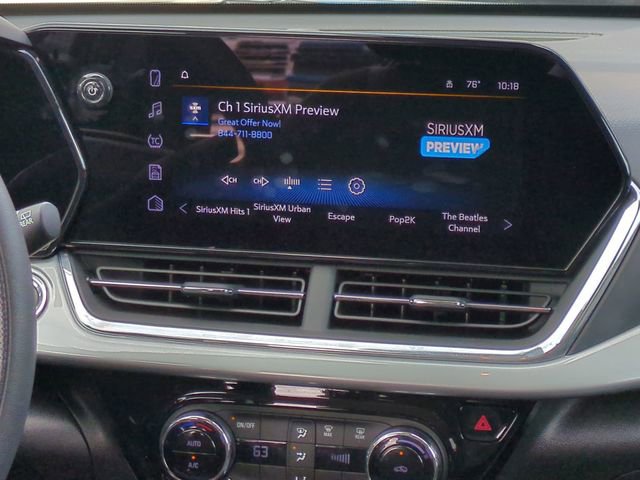 Certified 2025 Chevrolet Trax LT image 18