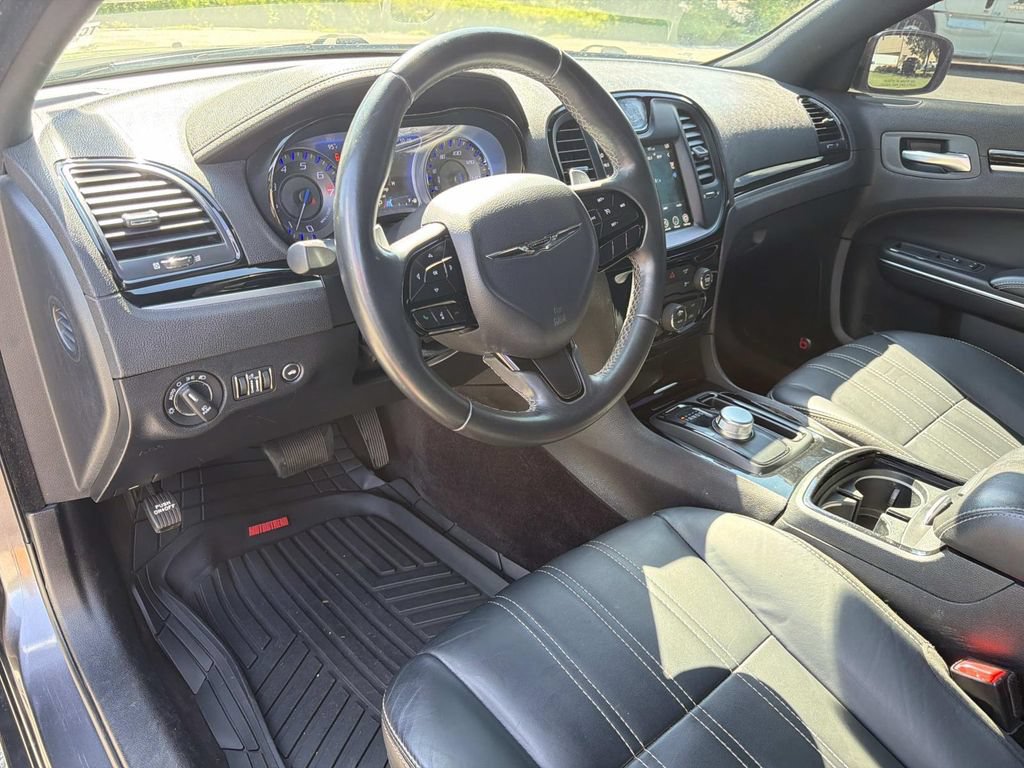 Used 2017 Chrysler 300 S RWD image 24