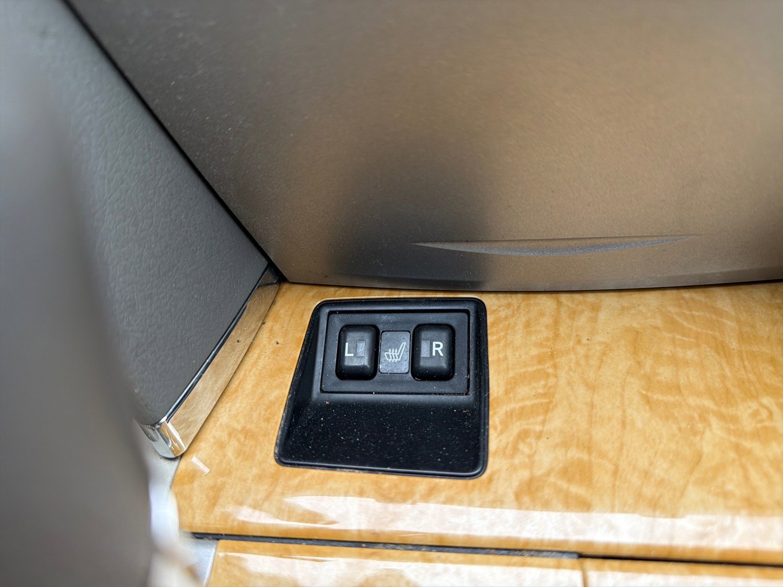 Used 2007 Toyota Camry XLE image 16