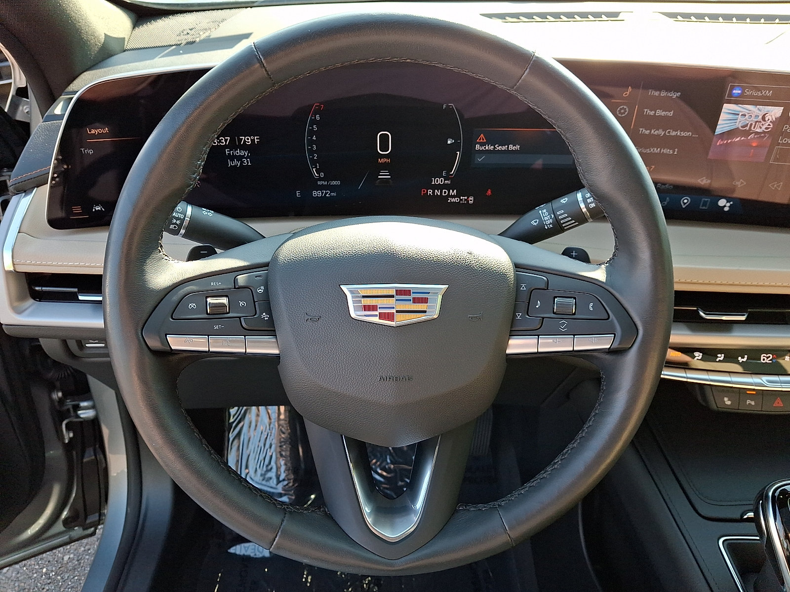 Used 2024 Cadillac XT4 Luxury w/ Cold Weather Package AWD/4WD image 19