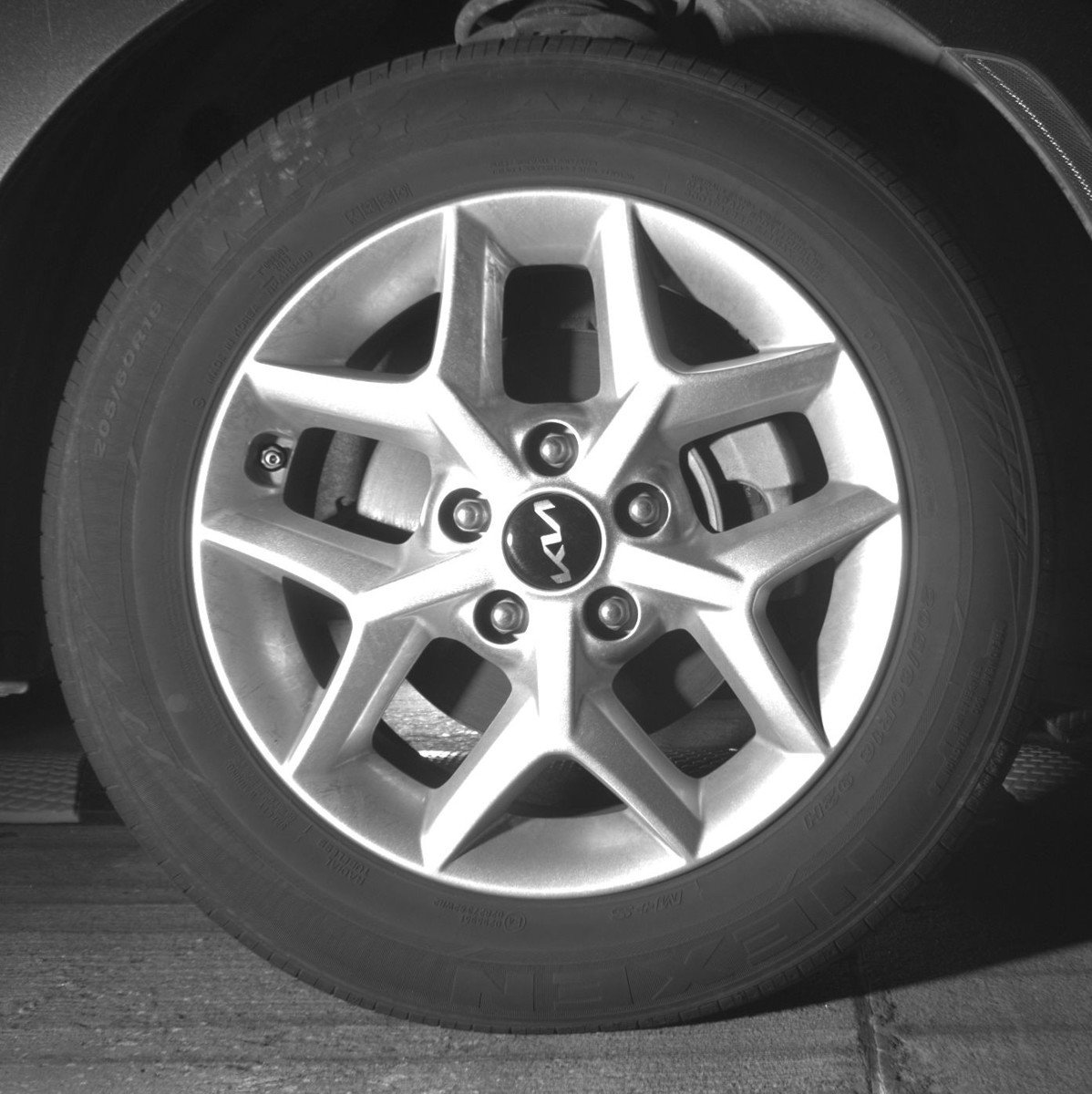 Used 2025 Kia Soul LX w/ LX Technology Package image 13