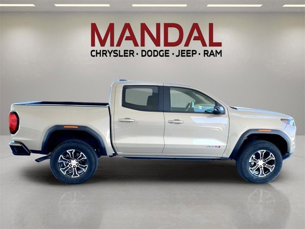 Used 2023 GMC Canyon AT4 w/ Canyon Safety Plus Package image 5
