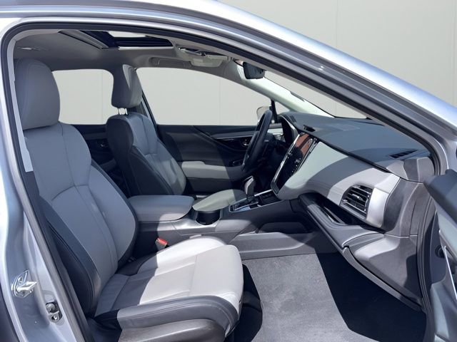 Used 2025 Subaru Outback Limited image 13
