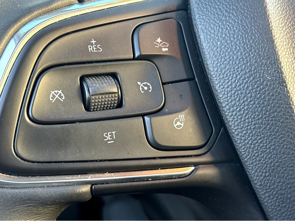 Used 2023 Buick Encore GX Essence w/ Experience Buick Package image 20