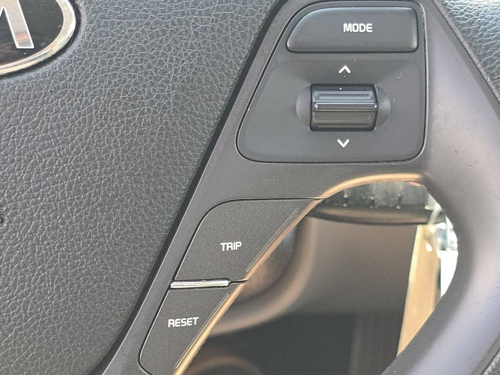 Used 2017 Kia Forte LX FWD image 29