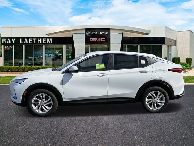 Used 2025 Buick Envista Preferred w/ Convenience I Package image 2