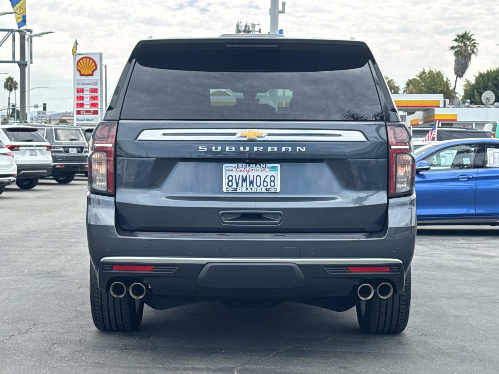 Used 2021 Chevrolet Suburban High Country RWD image 6
