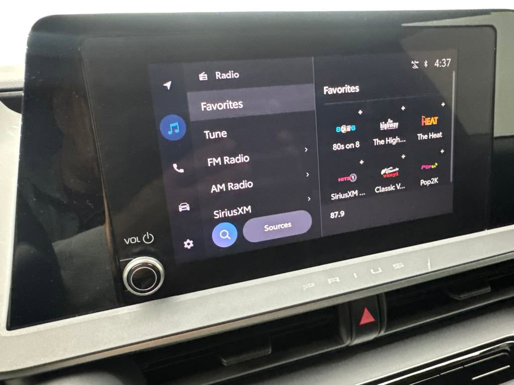Used 2025 Toyota Prius LE FWD image 64