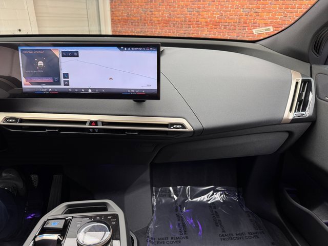 Used 2026 BMW iX xDrive45 image 17