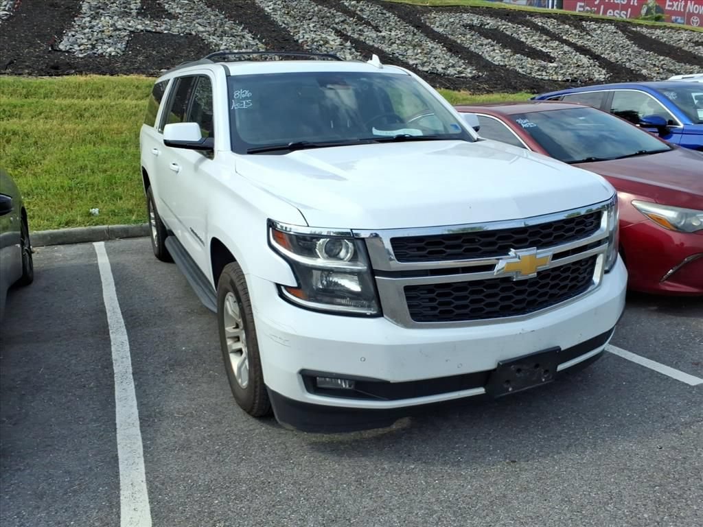 Used 2018 Chevrolet Suburban LT AWD/4WD image 3