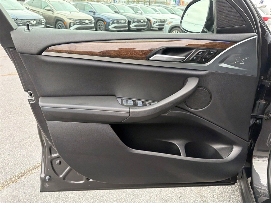 Used 2021 BMW X4 xDrive30i w/ Premium Package 3 image 10