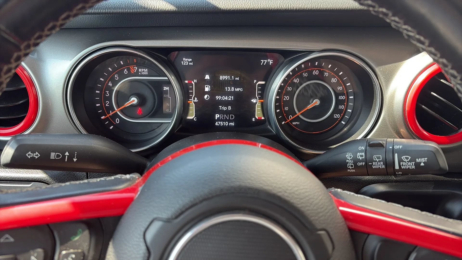 Used 2021 Jeep Wrangler Unlimited Sahara w/ Uconnect 4C Nav & Sound Group AWD/4WD image 21