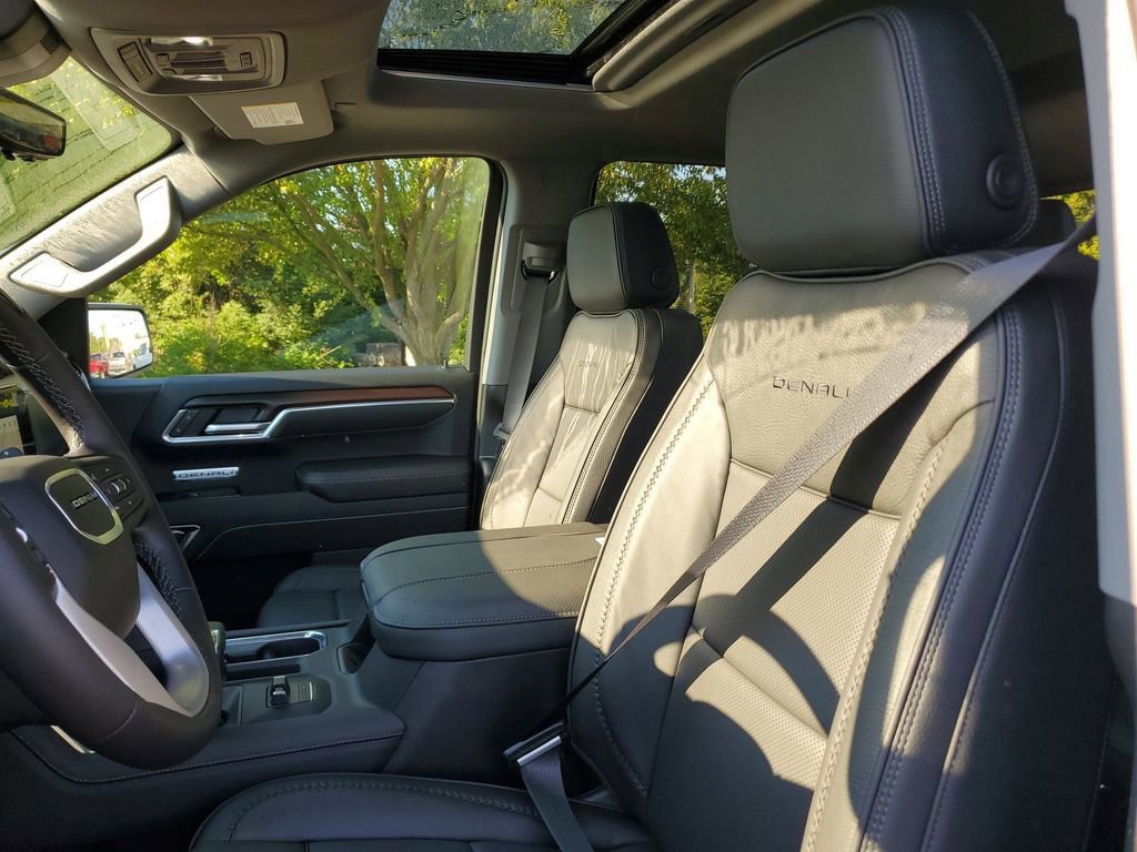 New 2026 GMC Sierra 1500 Denali image 17