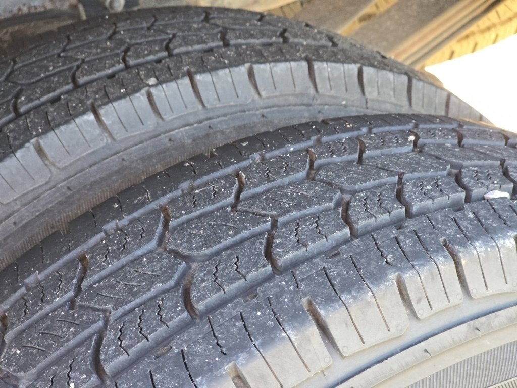 Used 2004 Ford F350 XLT image 16