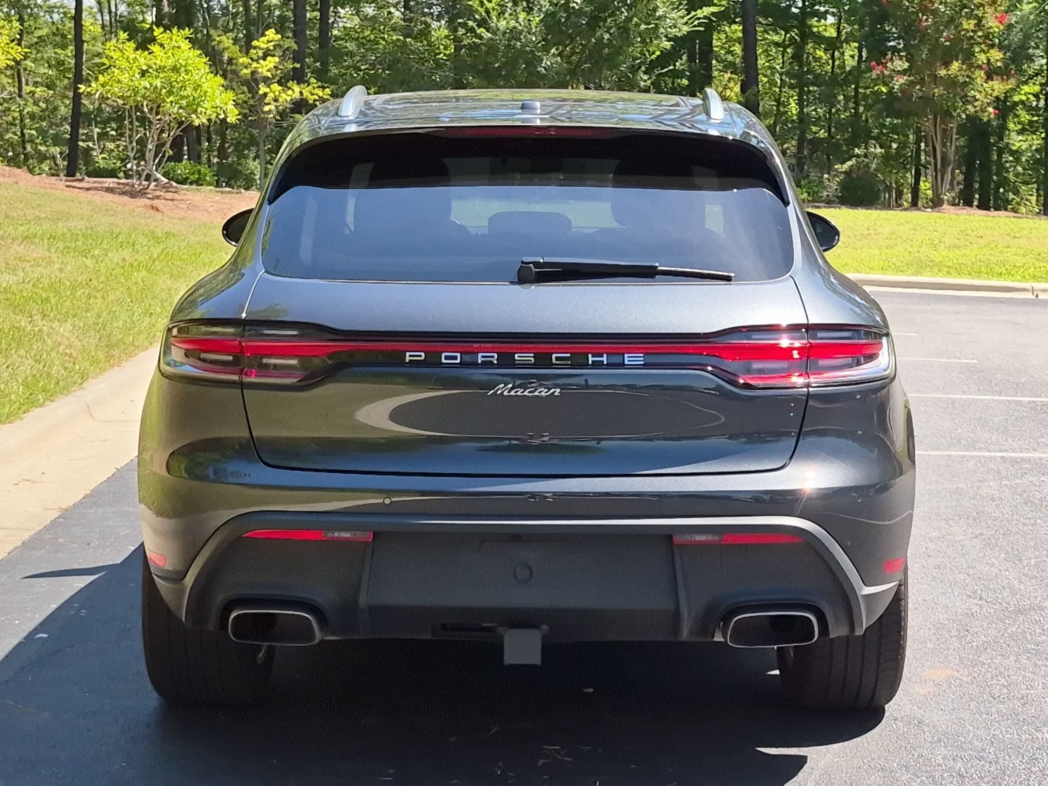 Certified 2026 Porsche Macan AWD/4WD image 22