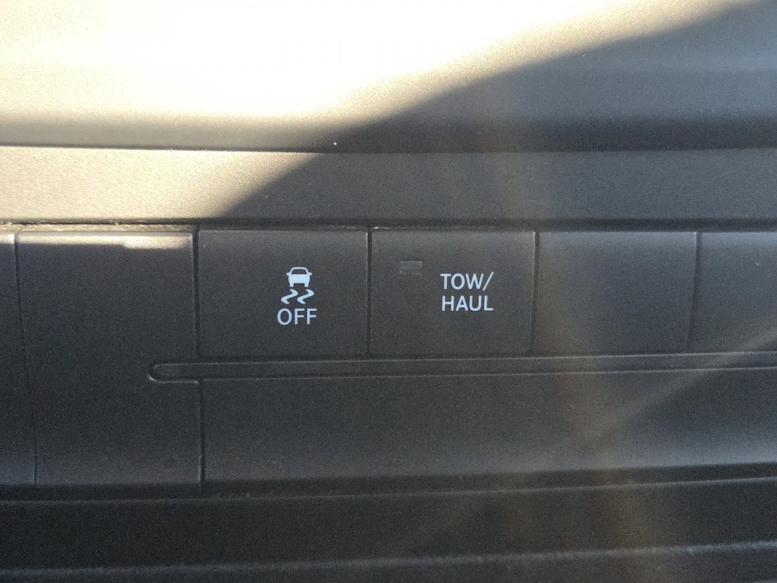 Used 2018 RAM 1500 Express image 9