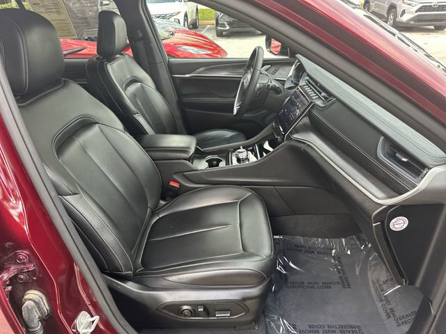 Used 2024 Jeep Grand Cherokee Limited image 28