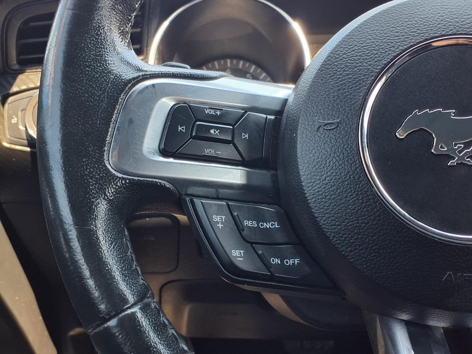Certified 2020 Ford Mustang Coupe RWD image 22