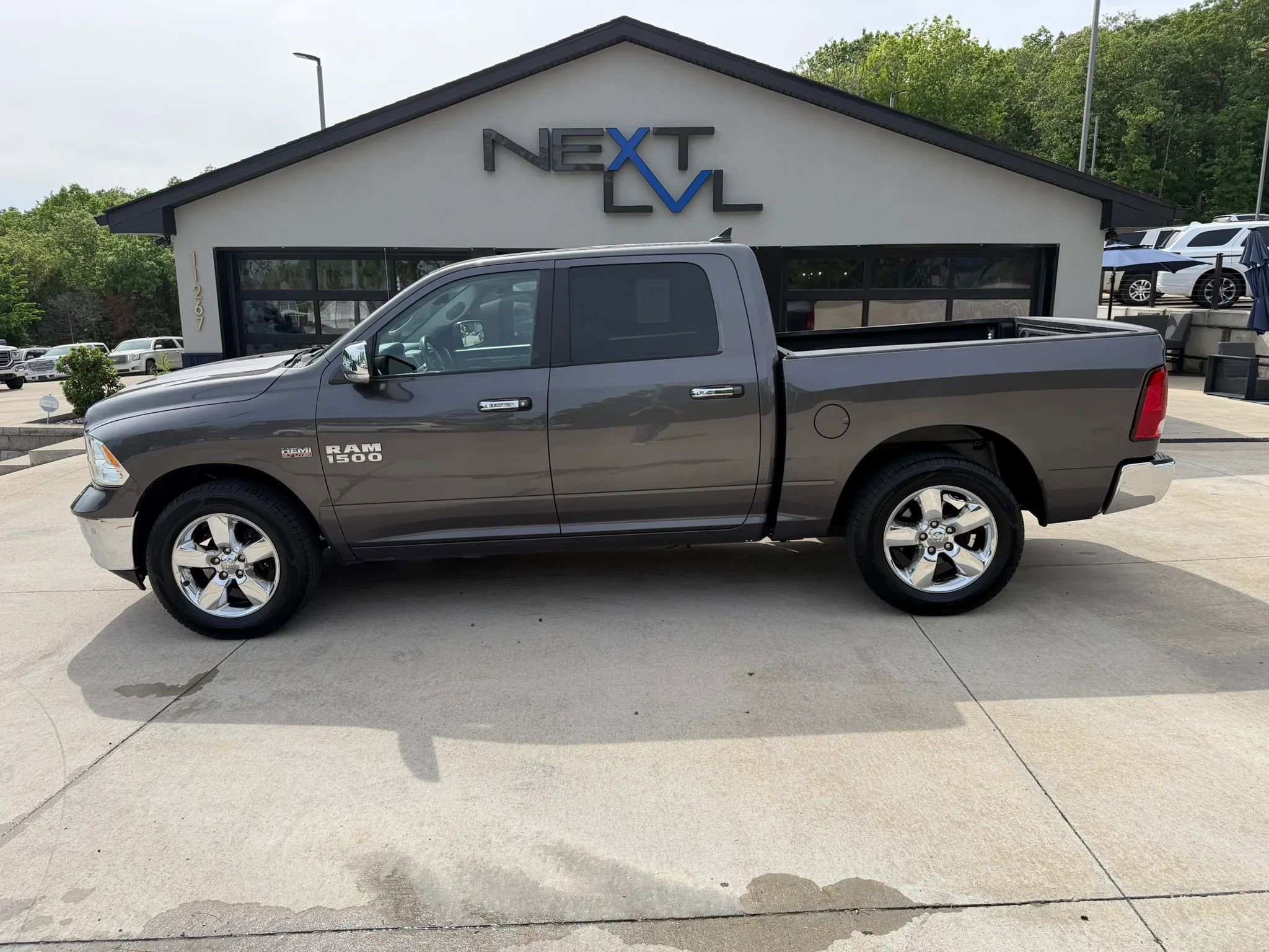 Used 2018 RAM 1500 Big Horn AWD/4WD image 6