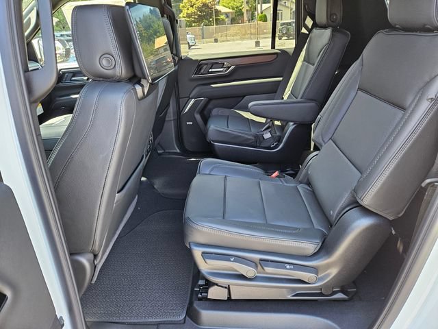 New 2026 GMC Yukon XL Denali w/ Advanced Technology Package AWD/4WD image 17