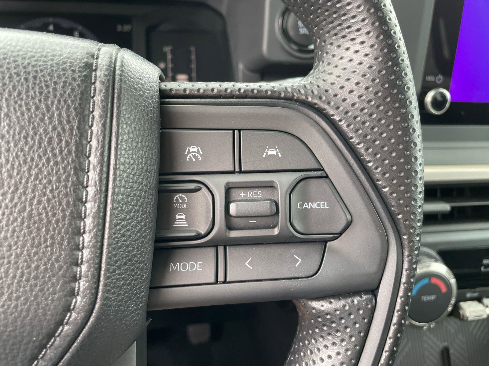 Used 2024 Toyota Tacoma SR AWD/4WD image 22