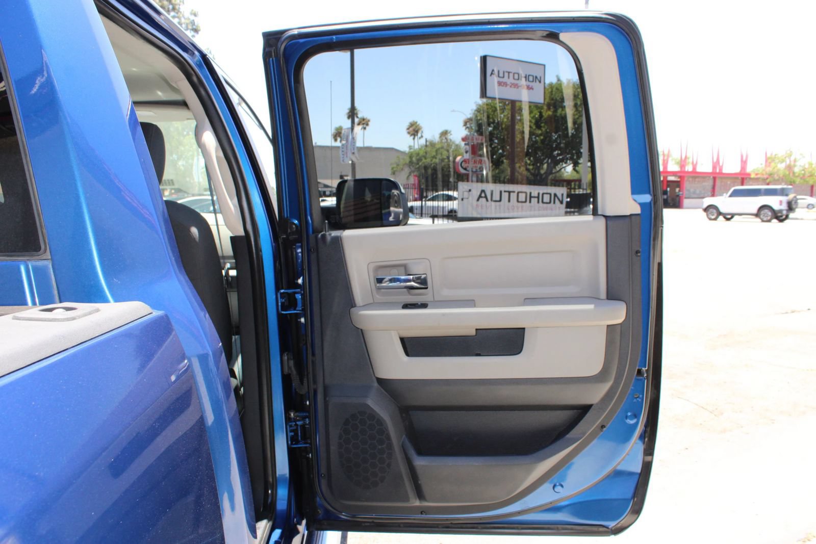 Used 2010 Dodge Ram 3500 Truck SLT w/ Big Horn Regional Package RWD image 11